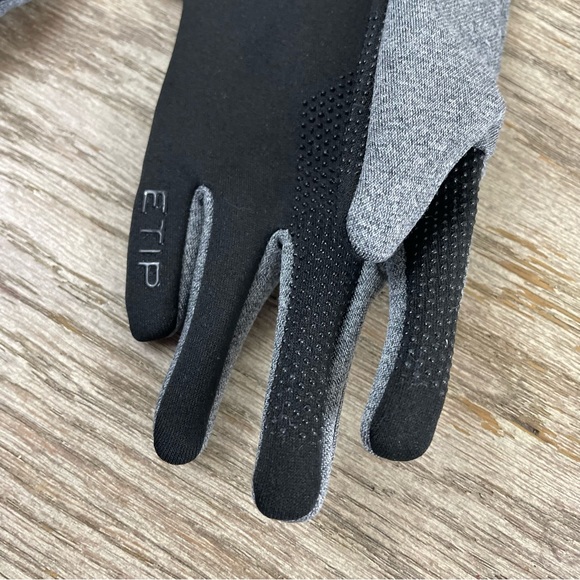 The North Face Kids Recycled ETIP Glove In Heather Grey NWT - Picture 10 of 12